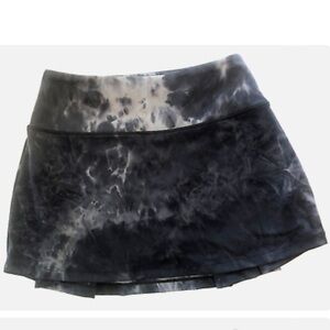 Baleaf Tie Dye Skort Size large Pleats Zipper Pocket Stretch